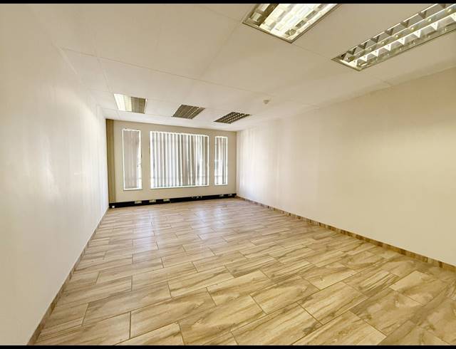 32,345M² WAREHOUSE TO LET IN WADEVILLE